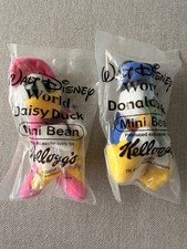 Vintage Walt Disney World, Daisy  Donald Duck Mini Bean 2001 Kelloggs - Sealed