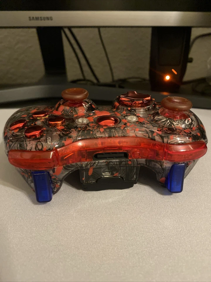 Rare Microsoft Xbox 360 Wireless Controller Red Chrome Buttons Blood Splatter - Image 4 of 4