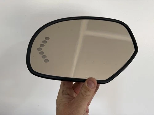 2007-2008 Chevy Suburban Yukon Tahoe Left Driver Heat Auto Dim Mirror Glass OEM