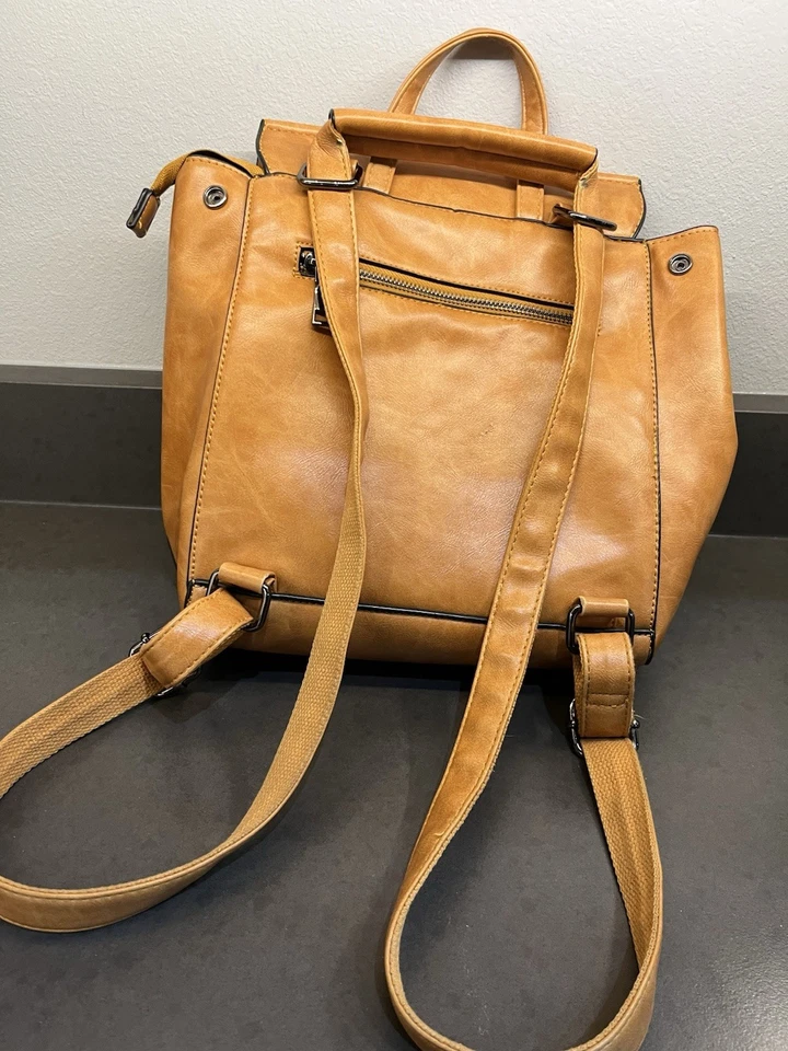 Mochila/cartera de hombro Wink Kangaroo de cuero PU marrón. Foto 2 de 4