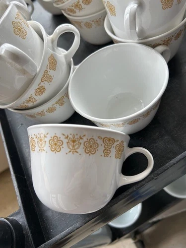 Lot Vintage Corning Corelle Butterfly Gold Coffee Cups Loop Handle