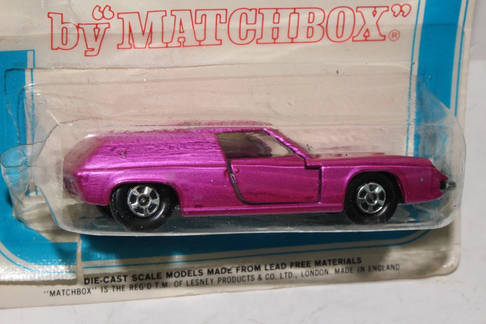 MATCHBOX SUPERFAST #5 LOTUS EUROPA, PINK, NEW IN BLISTERPACK - Image 2 of 4