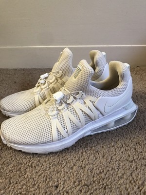 nike shox gravity triple white