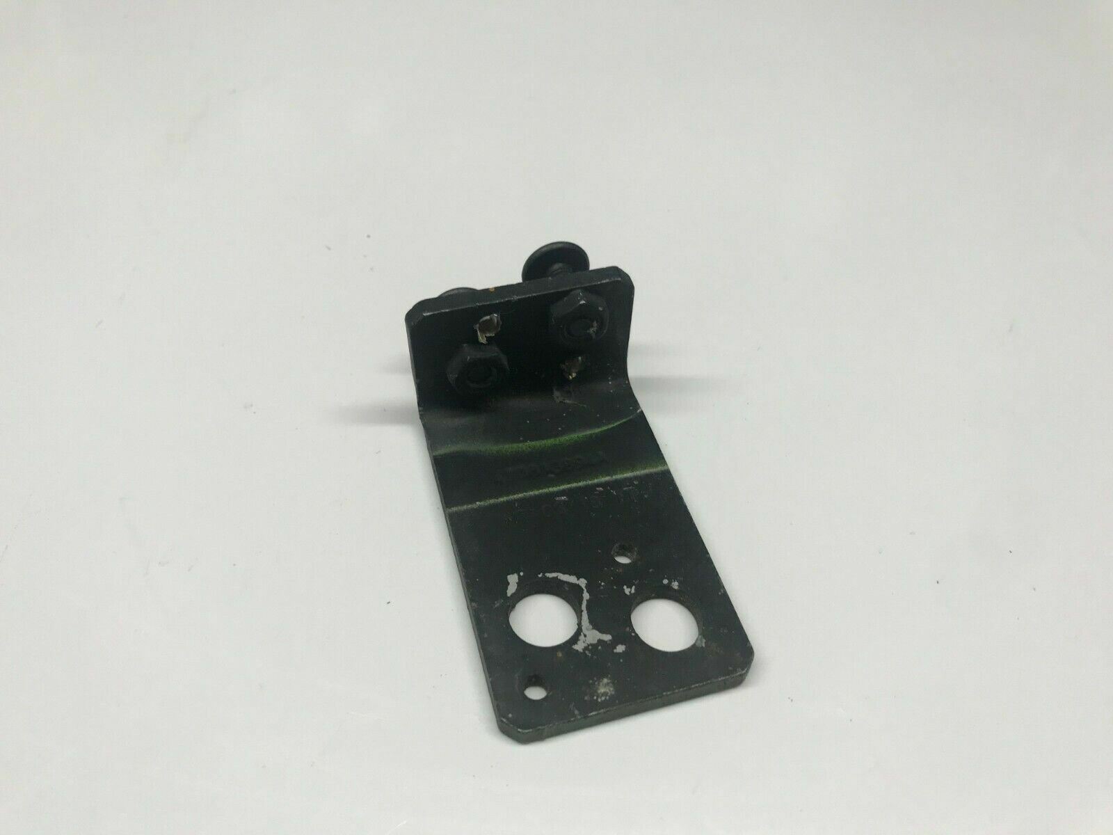 LAMBORGHINI AVENTADOR PASSENGER RH RIGHT BAT WING HINGE BRACKET OEM 470813894A