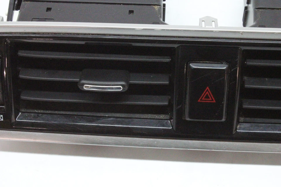 Interruptor de peligro de ventilación de aire para tablero central Subaru Legacy 2018 OEM 18 19 Foto 3 de 4