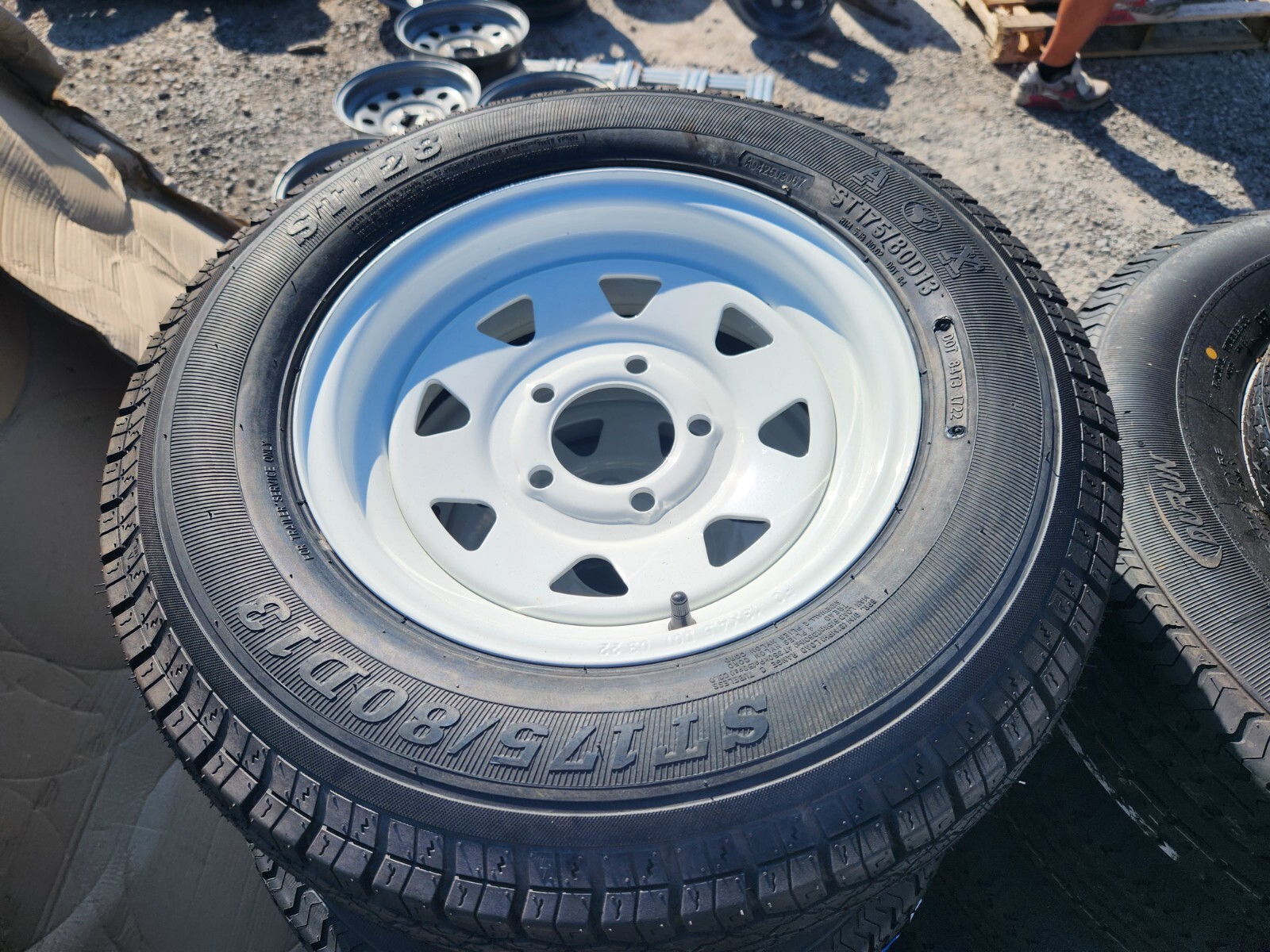 st-trailer-13-5-lug-on-4-5-white-wheel-175-80d13-ebay