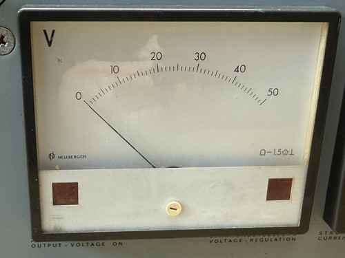 Stromversorgungsgerät DC-Power Supply 0-30V, 0-15A, ROHDE & SCHWARZ NGRE 30/15 - Bild 4 von 15