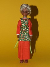 5) Family Sunshine Sunshine Family Doll Grandma Dark Skinned