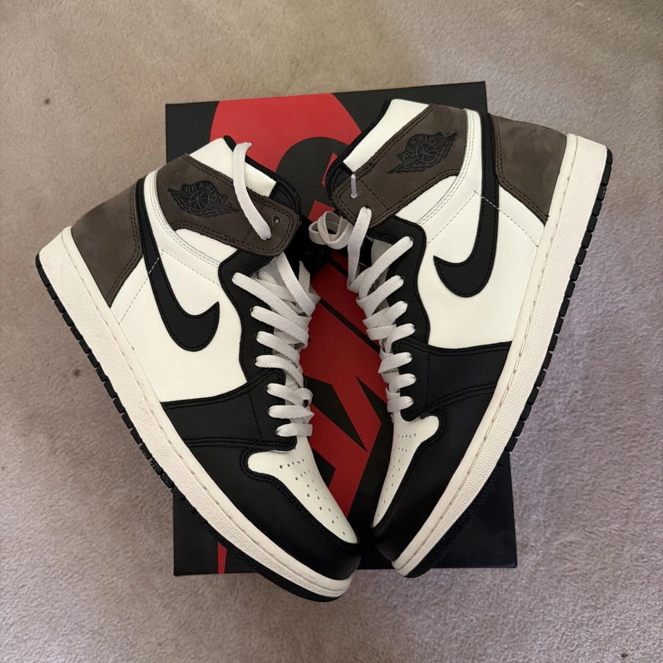 Nike Air Jordan 1 Retro Alto OG "Dark Mocha" Hombre Tenis Talla 10.5 Foto 3 de 4