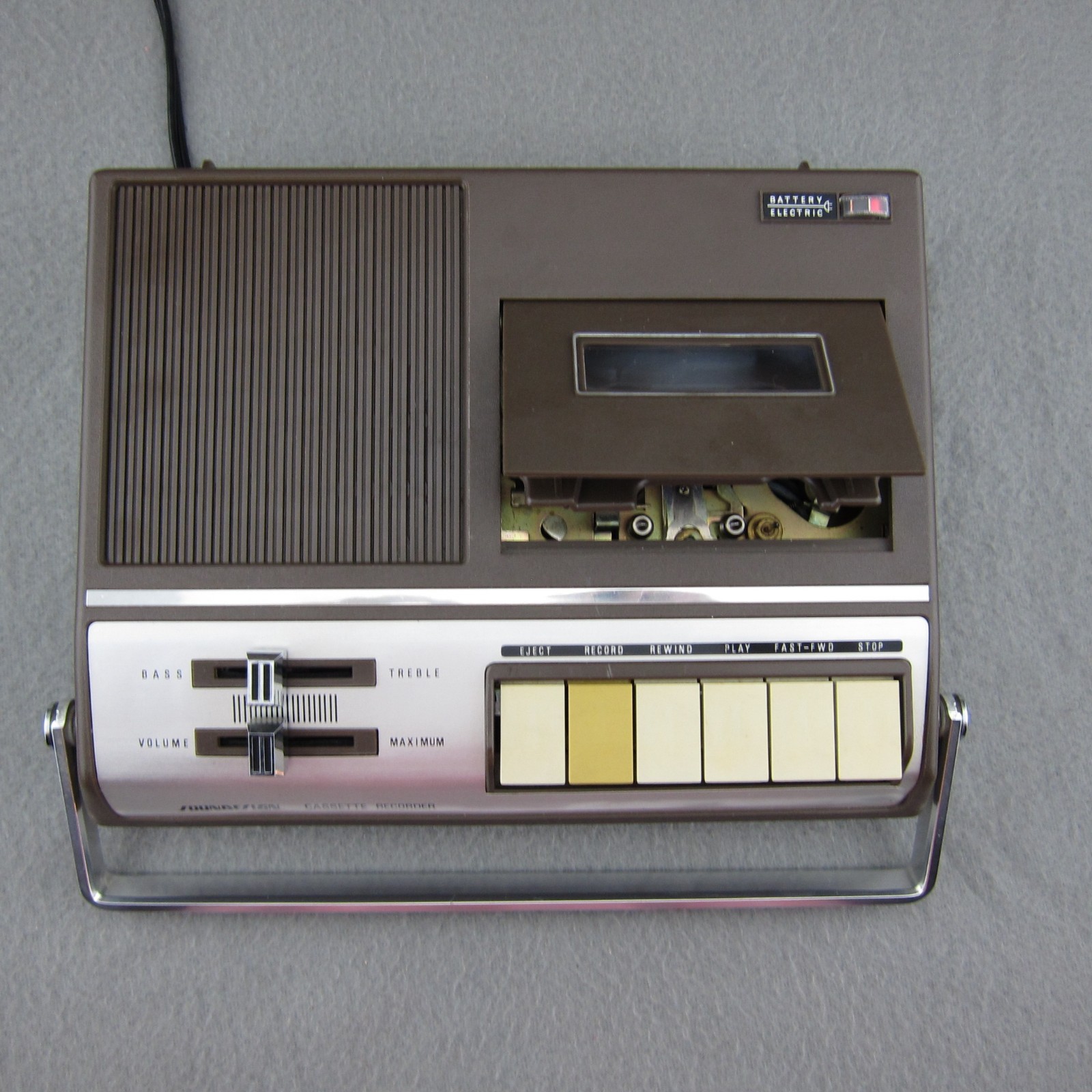 Soundesign Cassette Recorder Model #7628 Battery Electric Tested Working