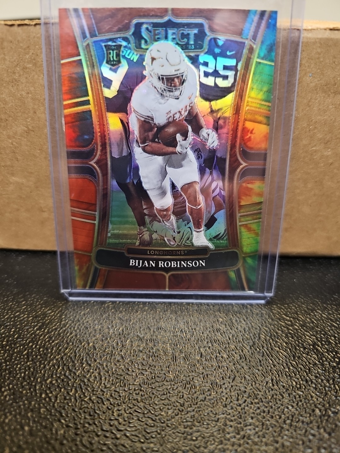 2023 Panini Select Draft Picks - Concourse Bijan Robinson Tie-Dye Prizm /25 rc