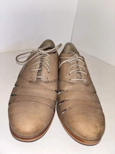 Clarks Narrative Brogues donna ventilato in pelle marrone taglia 7 5M