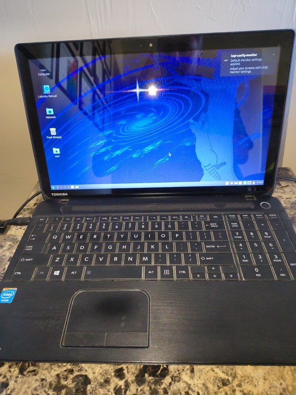 Toshiba Satellite c55t-a laptop