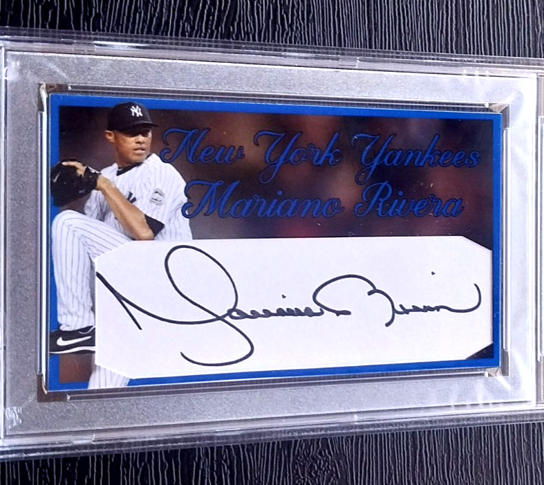 MARIANO RIVERA NEW YORK YANKEES HOF CLOSER AUTOGRAPHED SIGNED 1/1 RARE  PSA DNA  view 2