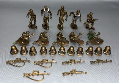 1960's Vintage MPC SPACE FIGURES - Ring Hand, Lot of 27 -  Metallic Bronze