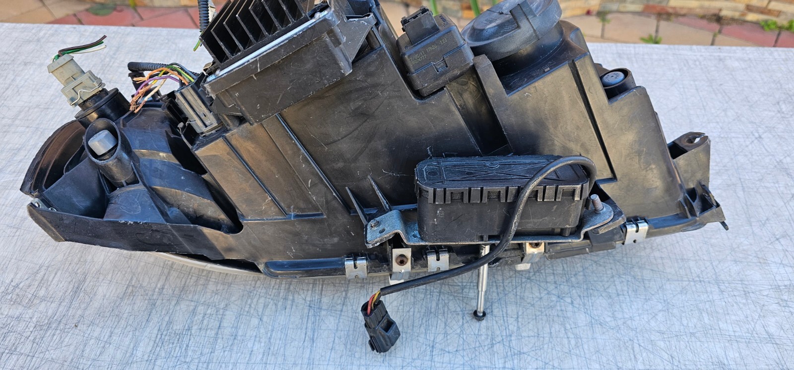 04-06 Volvo S80 Right Xenon HID Headlight Assembly 31446843 for 