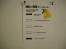 Holiday-Themed Word Ladders Write-On Wipe-Off Flip Booklet Laminated Brand New 