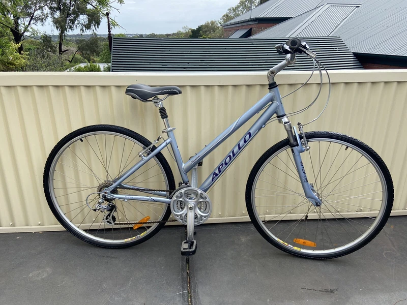 gumtree hybrid bike