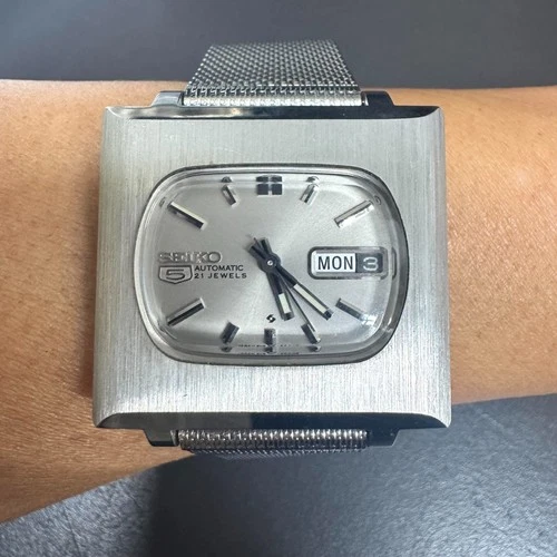 SEIKO - VINTAGE TV DIAL 5 AUTOMATIC 21 JEWELS MEN’S WRISTWATCH 6119-5400