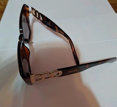 Quay CHAIN REACTION Tortoiseshell Brown Oversize Sunglasses Quay CHAIN REACTION Tortoiseshell Brown Oversize Sunglasses  main image 3