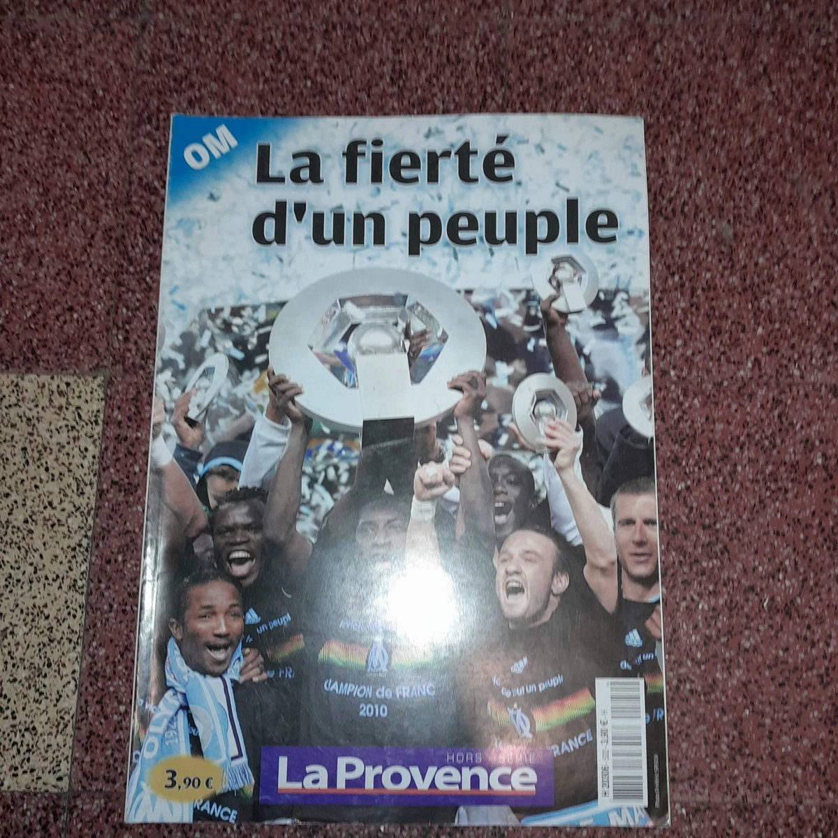 Lot Collector OM – Programmes Et Revues LFP, Saison 2001-2002, état Neuf