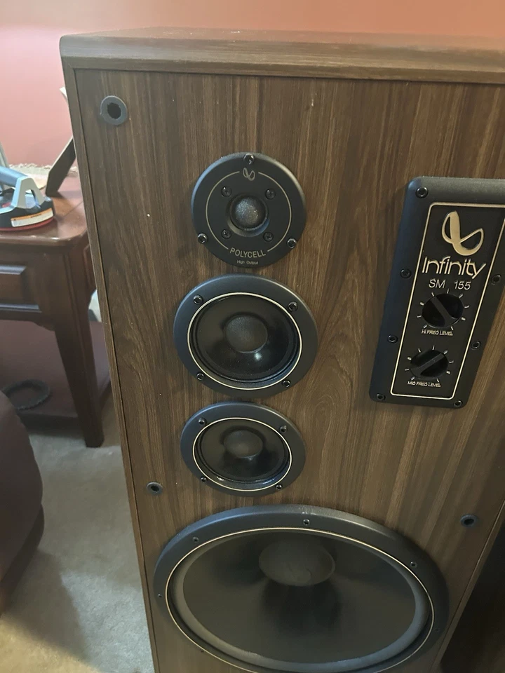 Impresionante altavoz de piso de 3 vías Infinity SM-155 - Woofers de 15" - reacondicionado profesional Foto 2 de 4