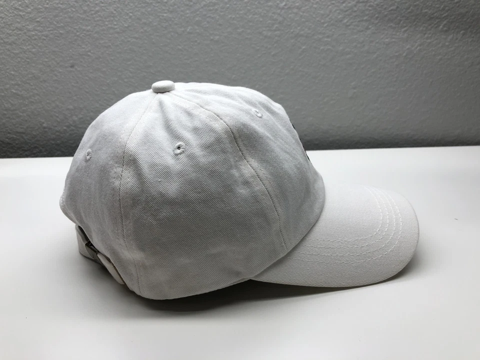 Gorra de béisbol Free People Movement FP blanca para mujer OSFM con tirantes Foto 4 de 4