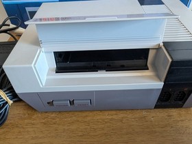 BOXED Nintendo NES Control Deck Console & Super Mario Bros 2x Pads Tested Works 