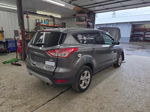 Used Differential Carrier Assembly fits: 2014 Ford Escape rear 3.07 ratio w/ID S - Picture 15 of 17