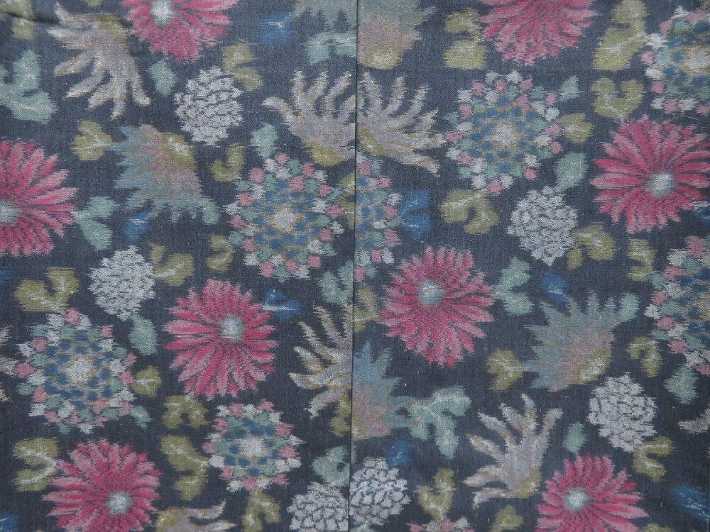 4509T02z790 Vintage Japanese Kimono Silk TSUMUGI Flowers Dark gray