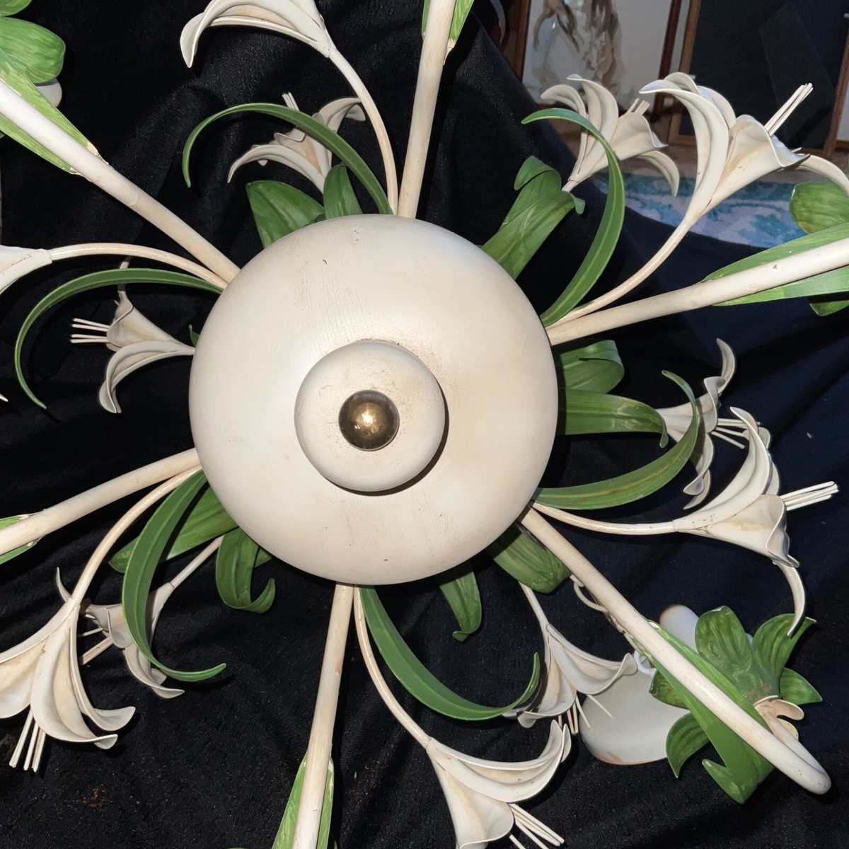 Vintage 60s painted metal flower lily light fixture Vintage 60s painted metal flower lily light fixture
