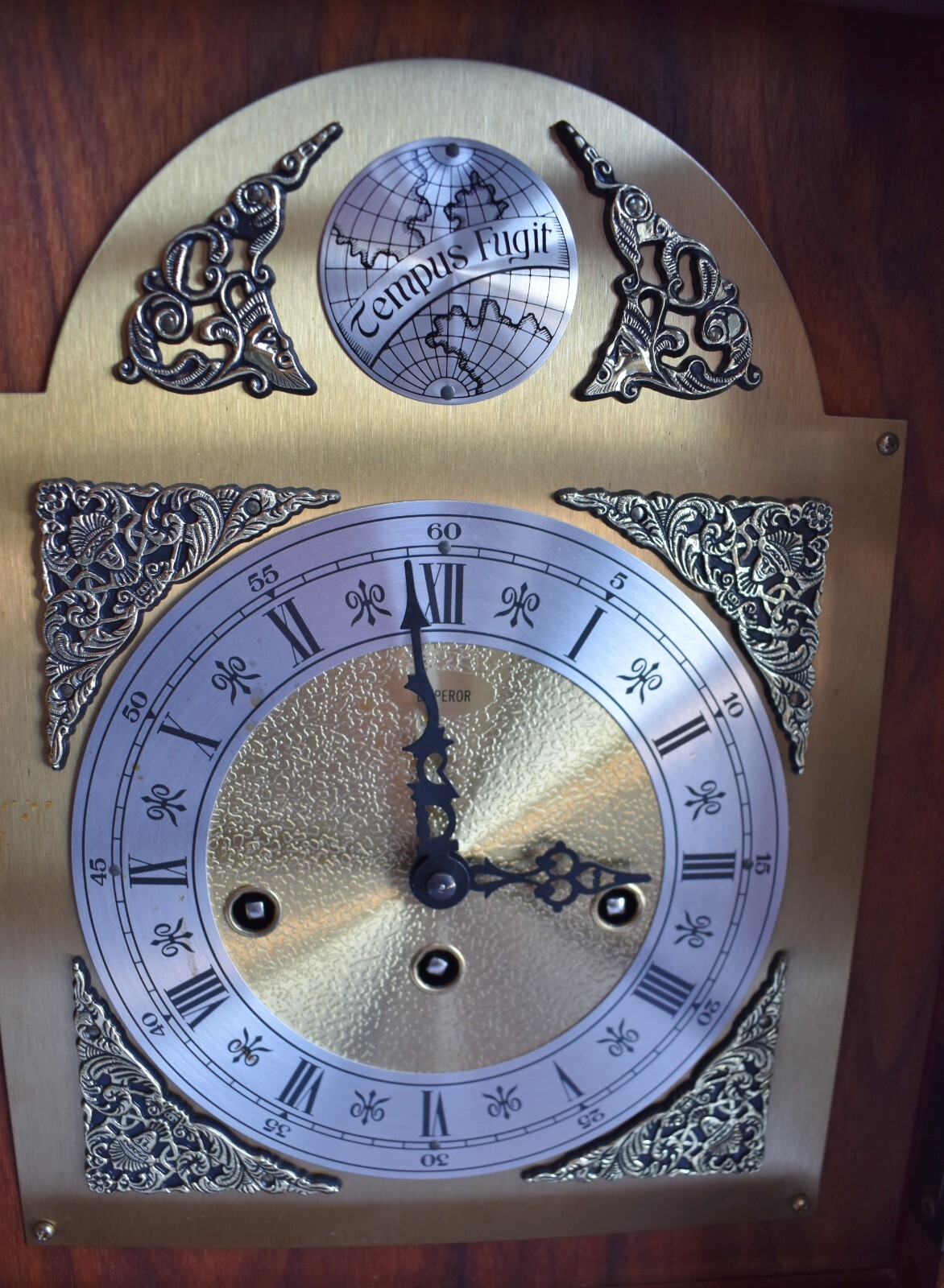 VTG Emperor Tempus Fugit FRANZ HERMLE Westminster Chime Mantel Clock