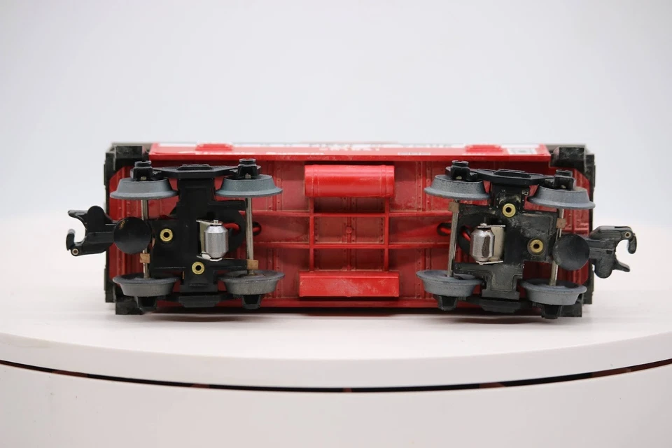 O Scale Trains Lionel Chessie System #26551 Lights Up Safety Caboose 1:48 Gauge - Image 3 of 4