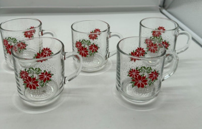 Set of 5  Vintage Poinsettia Christmas Coffee Mugs  Drink Holiday Luminarc