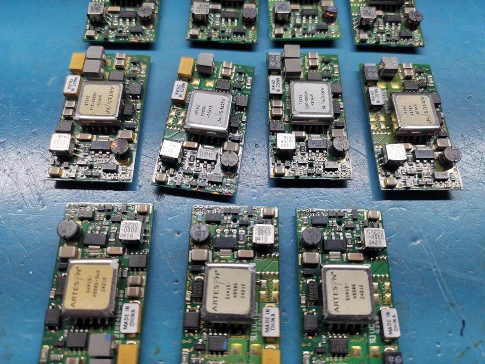 15pcs SXN15-48S05 5V 3A DC DC CONVERTER 33 To 75V DC In - Image 3 of 4