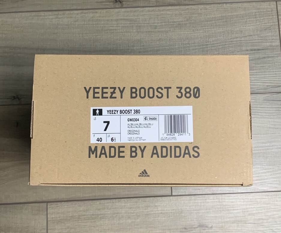 adidas Yeezy Boost 380 thumbnail 4