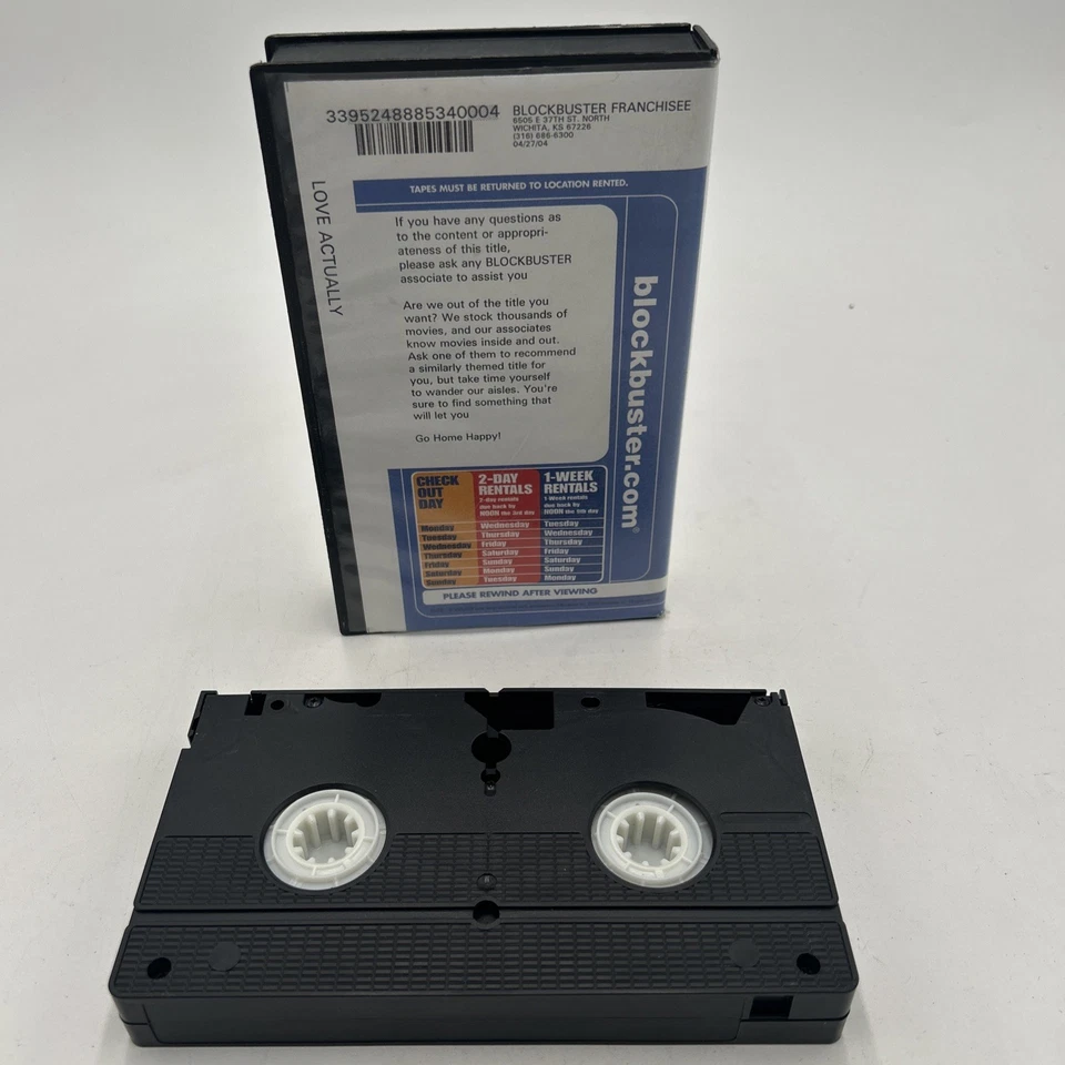 Vintage Blockbuster Video Hardshell Case VHS Tape Love Actually Movie Cassette - Image 2 of 4