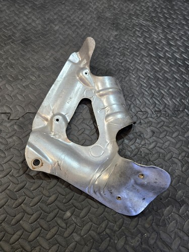 05-07 Ford F250 F350 6.0 Powerstroke Diesel Turbo Exhaust Y Up Pipe Heat Shield - Picture 2 of 7