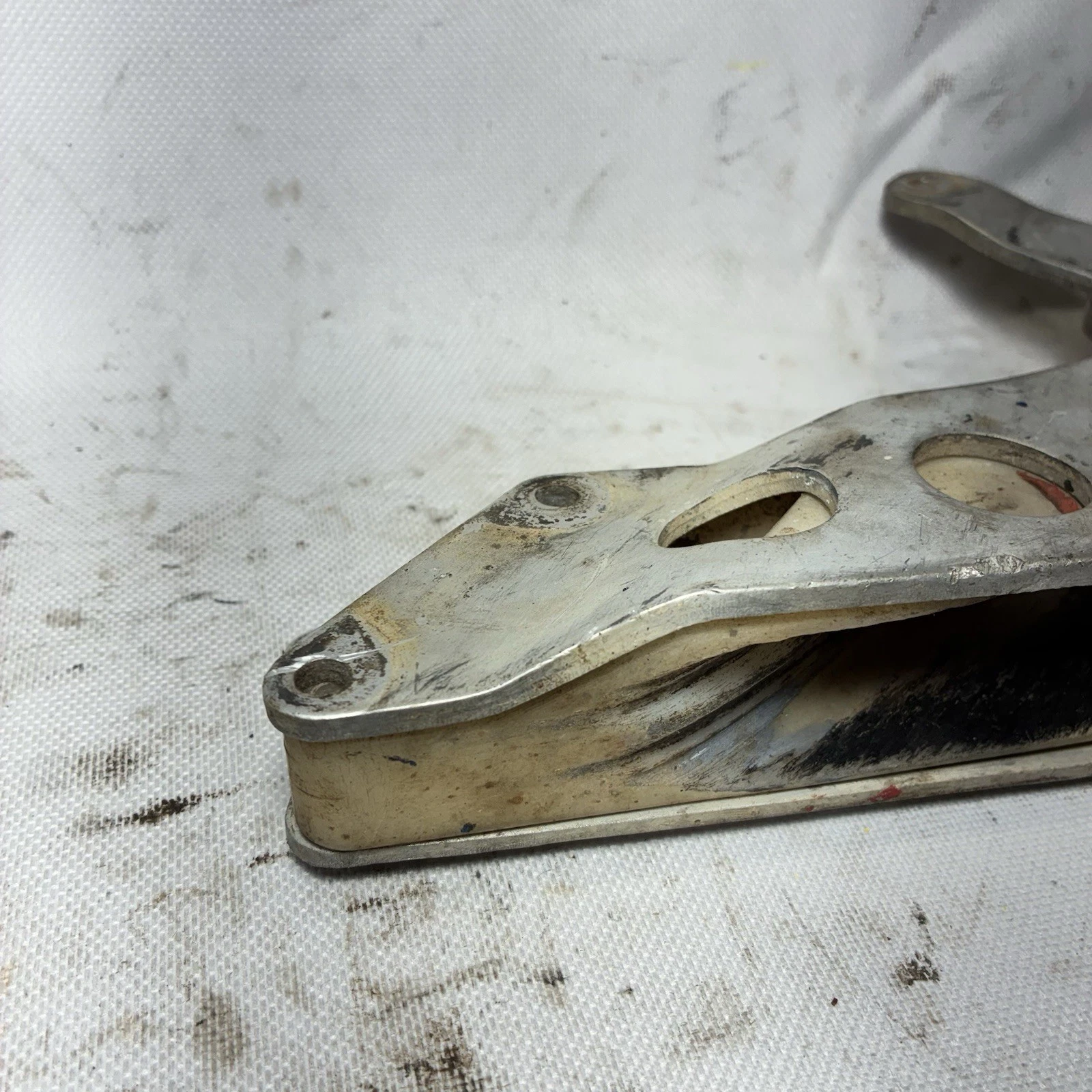 1984 1985 Suzuki RM125 RM 125 chain guide