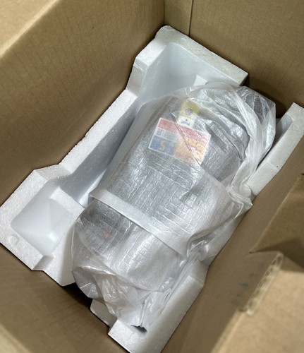 Sony CCD-TRV22 8mm Video 8 Camcorder Recorder Video Transfer Handycam New In Box - Picture 11 of 17