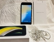 Apple iPhone SE - 64 Gig Black Unlocked Good Condition Box