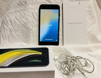 Apple iPhone SE - 64 Gig Black (Unlocked) Good Condition Box
