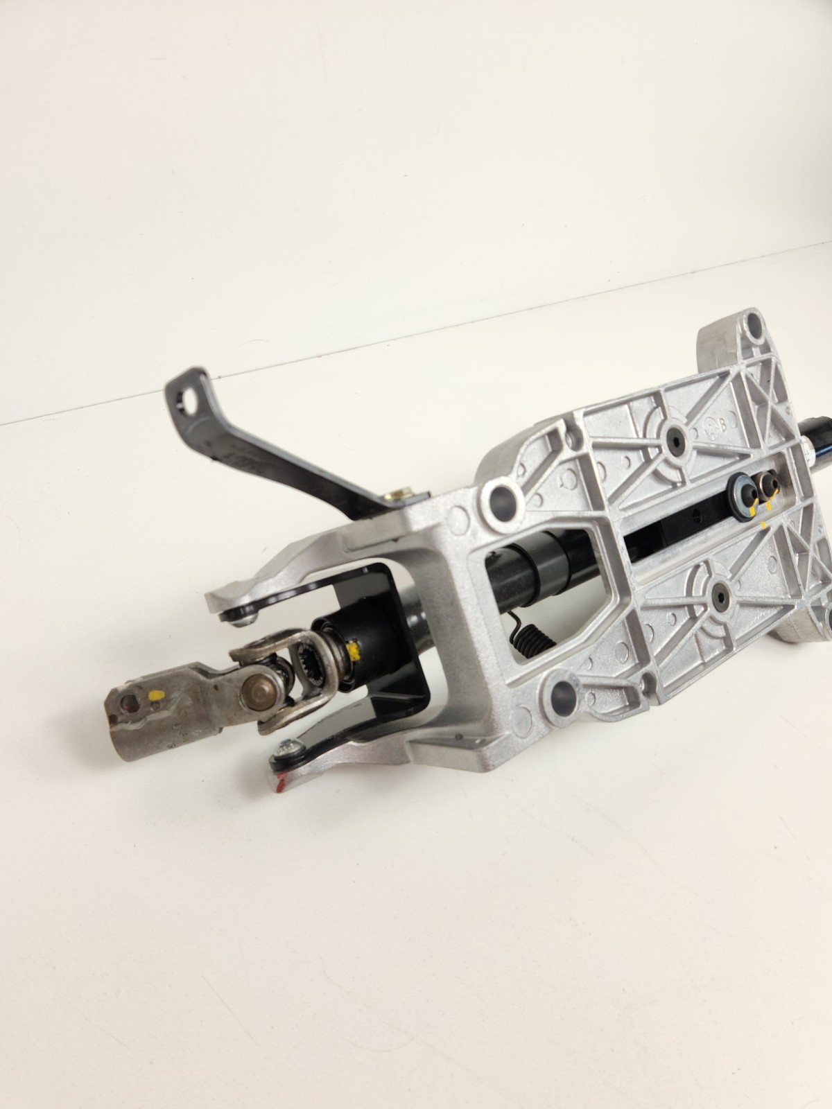 2012-2014 MCLAREN MP4-12C STEERING COLUMN OEM 11D0120CP