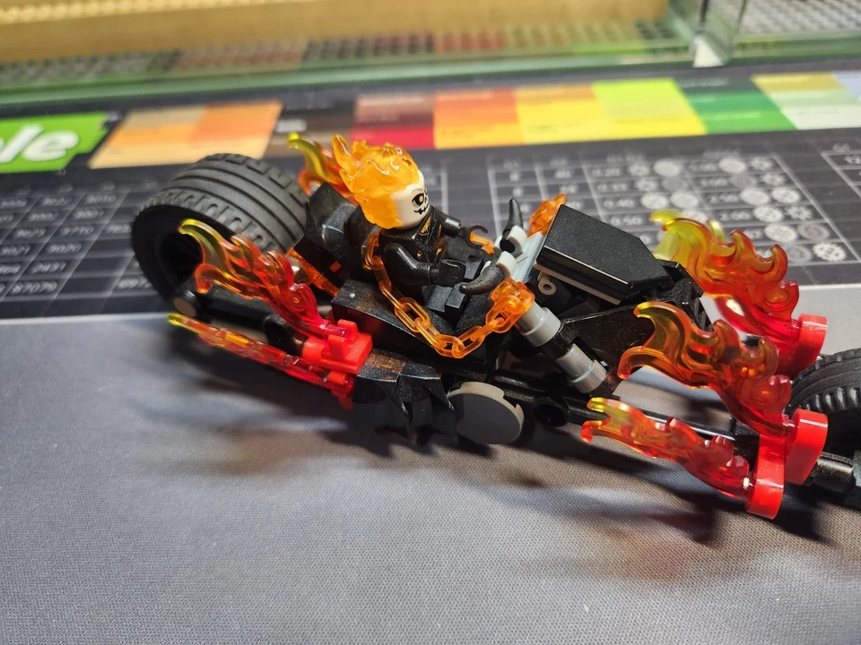 LEGO Marvel Spider-Man Ghost Rider con minifigura de motocicleta 76058 Foto 3 de 4