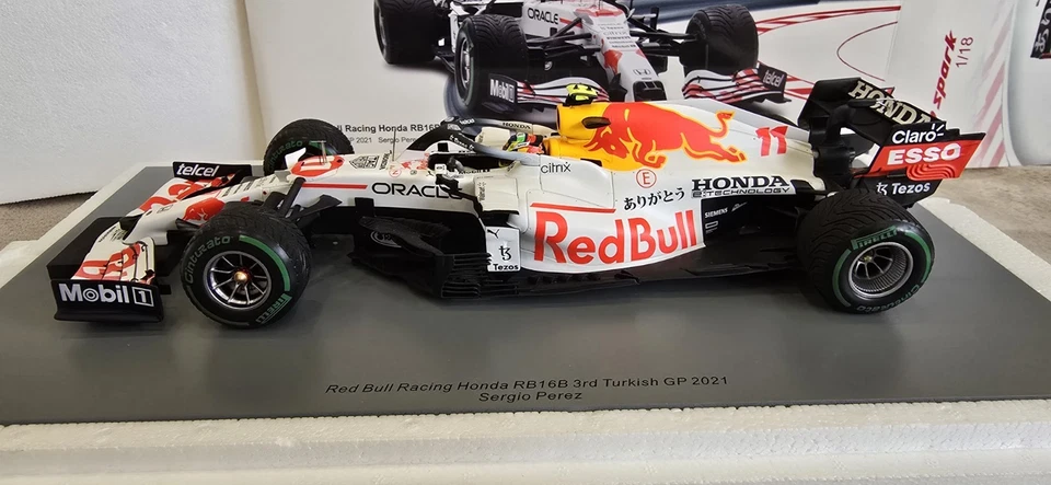 F1 Red Bull Honda RB16B 2021 Turkish gp Sergio Perez 1:18  Spark - Image 3 of 4