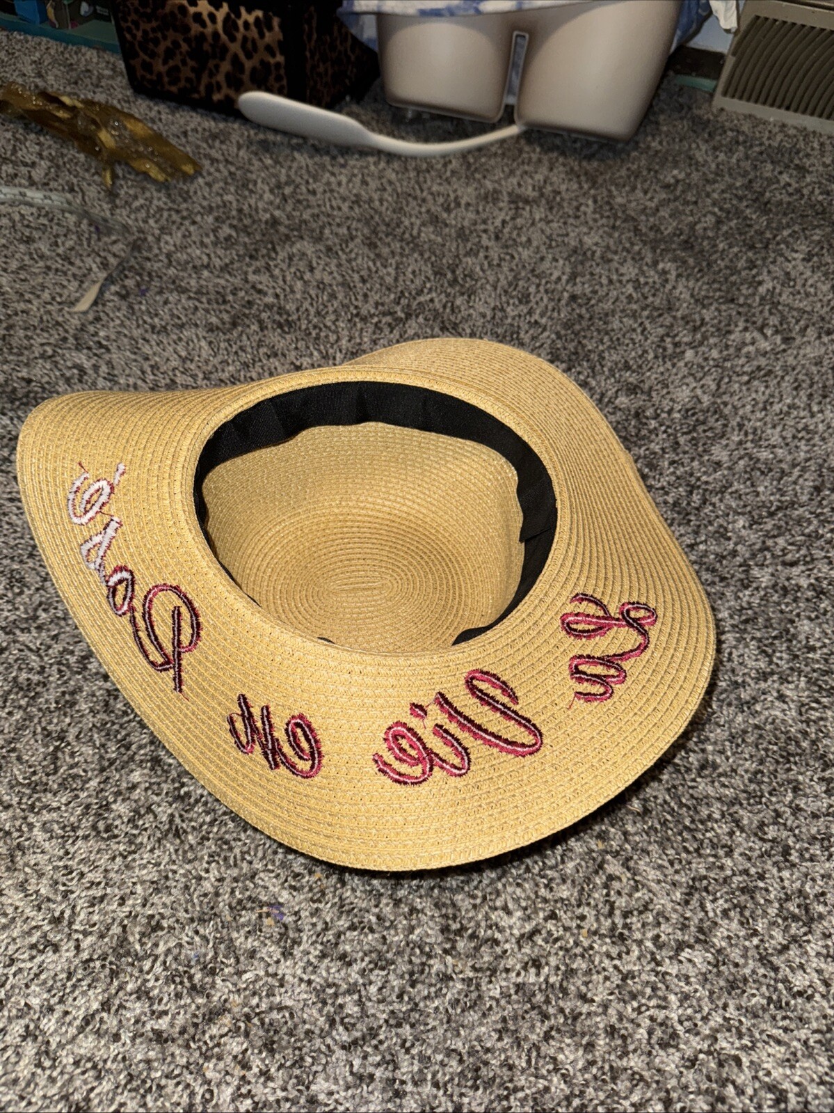 Picture 2 of 4