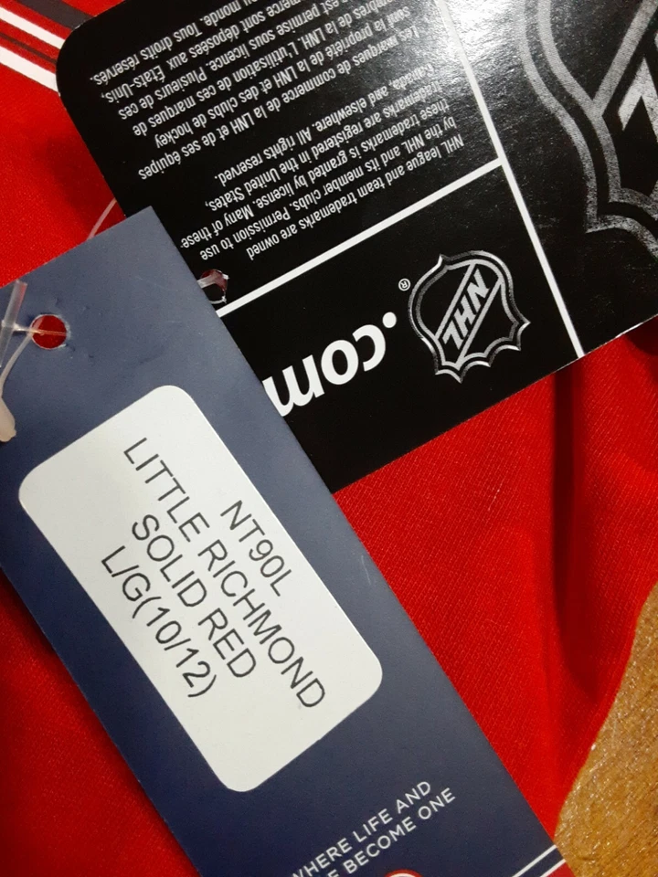 Levelwear Boys Youth Chicago Blackhawks TOEWS #19 Short Sleeve Tee Red Sz 10/12 - Image 4 of 4