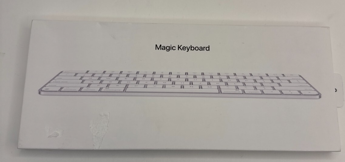 Apple Magic Keyboard Bluetooth Wireless with (usb c charging port