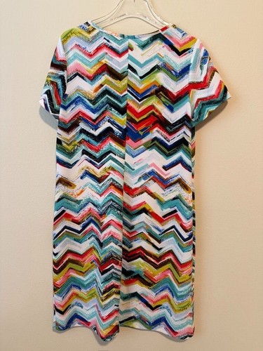 Ronni Nicole XL Multicolor Chevron Pattern Short Sleeve Dress Stretch Scoop Neck - Picture 4 of 6