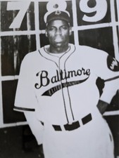 Baltimore Elite Giants Lester Lockett Portrait 8x10 UNSIGNED Gloss Photo